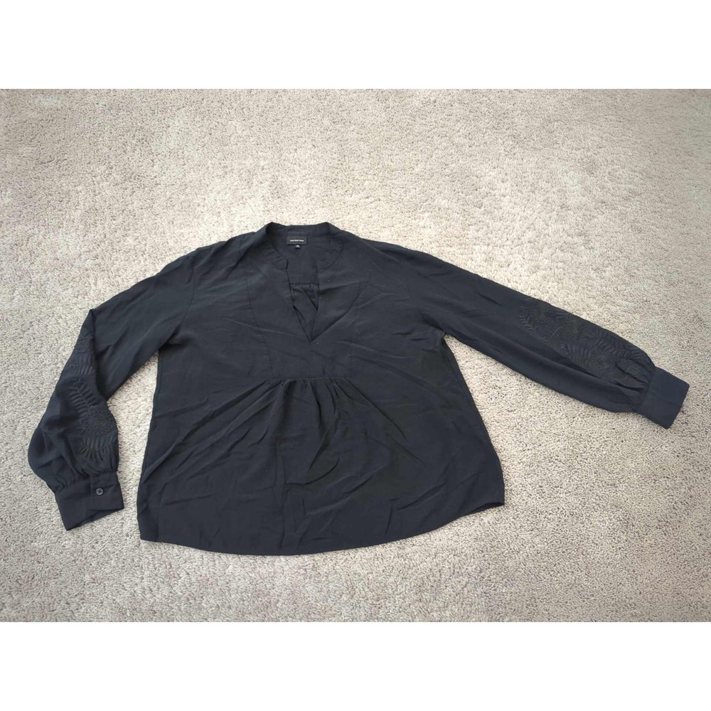 Who What Wear Blouse Womens M Black V-Neck Embroidered Longโ Sleeve